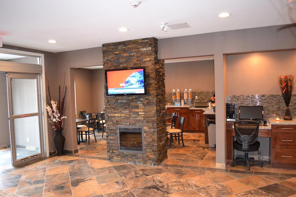 Western Star Inn And Suites Carlyle Luaran gambar